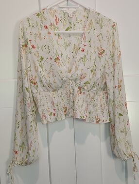 H&M Women's Boho White Floral Smocked V-Neck Blouse Size L